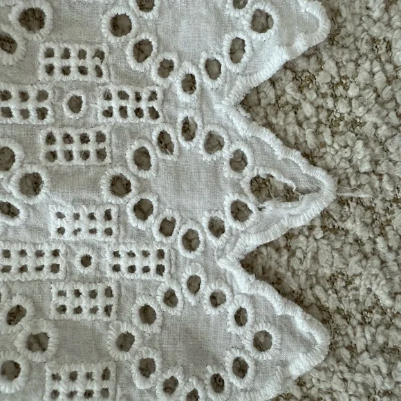 Zara White Eyelet Ruffle Top - Picture 5 of 10